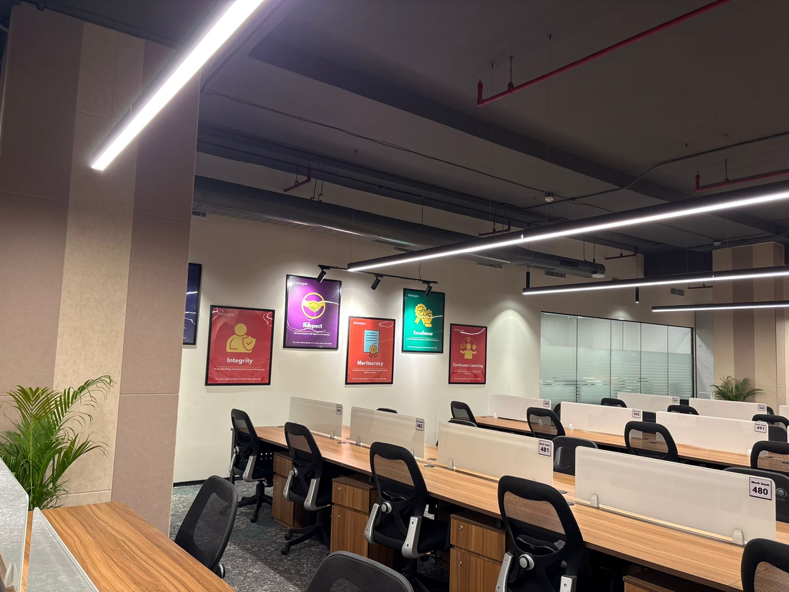 Global Green Interior Design Company Logo - Sustainable Design Experts